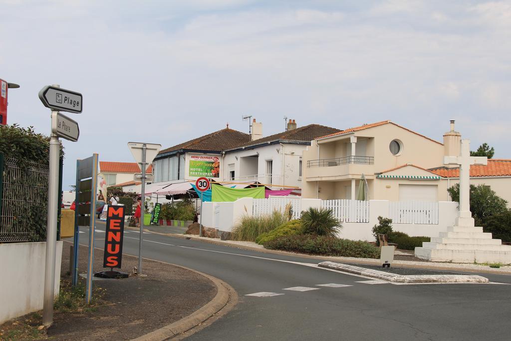 Au Petit Bonheur Hotel La Tranche-sur-Mer Luaran gambar