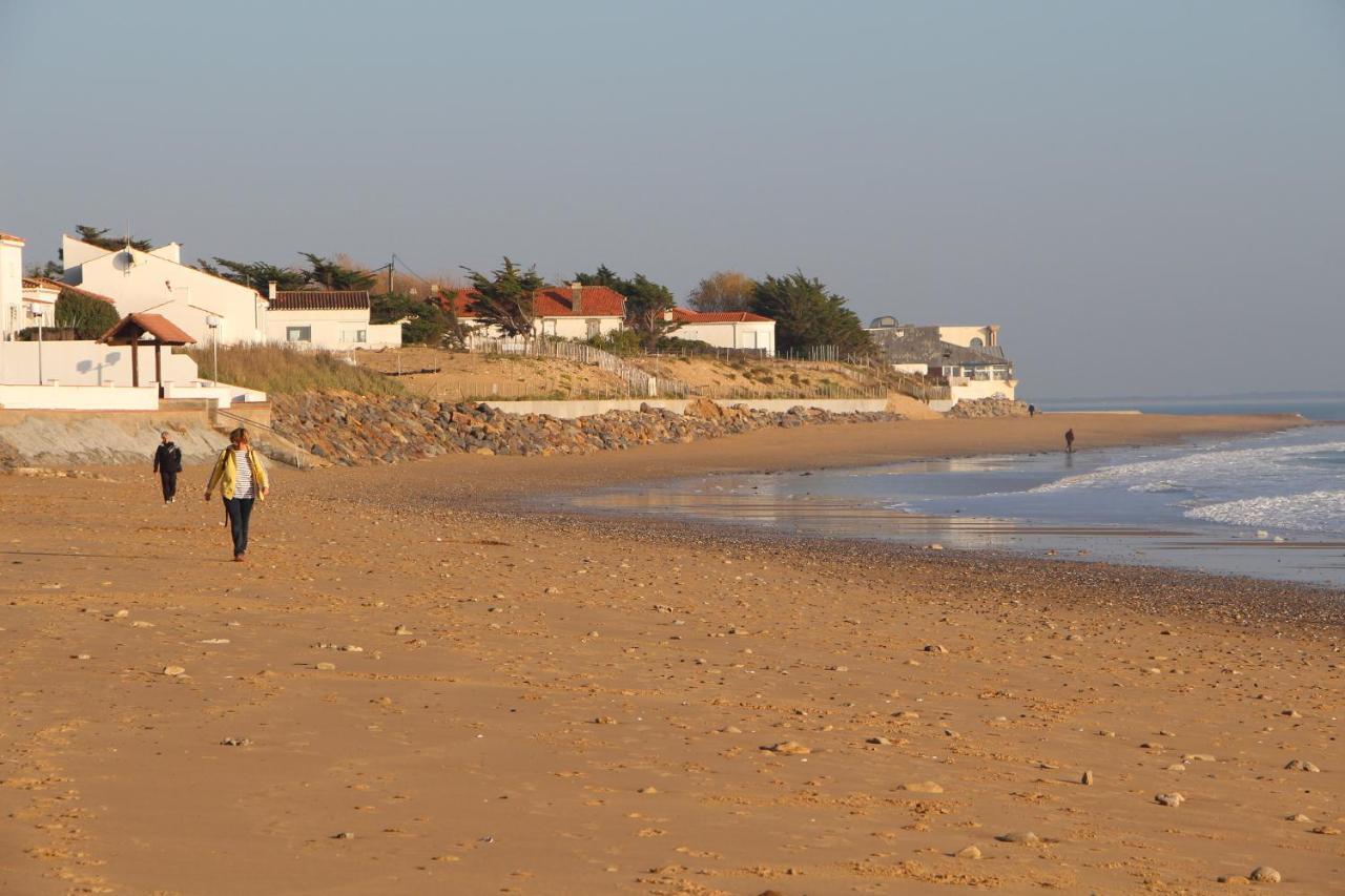Au Petit Bonheur Hotel La Tranche-sur-Mer Luaran gambar